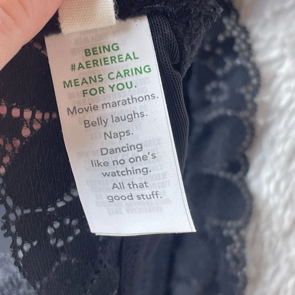 Aerie NWT black wireless floral lace bra